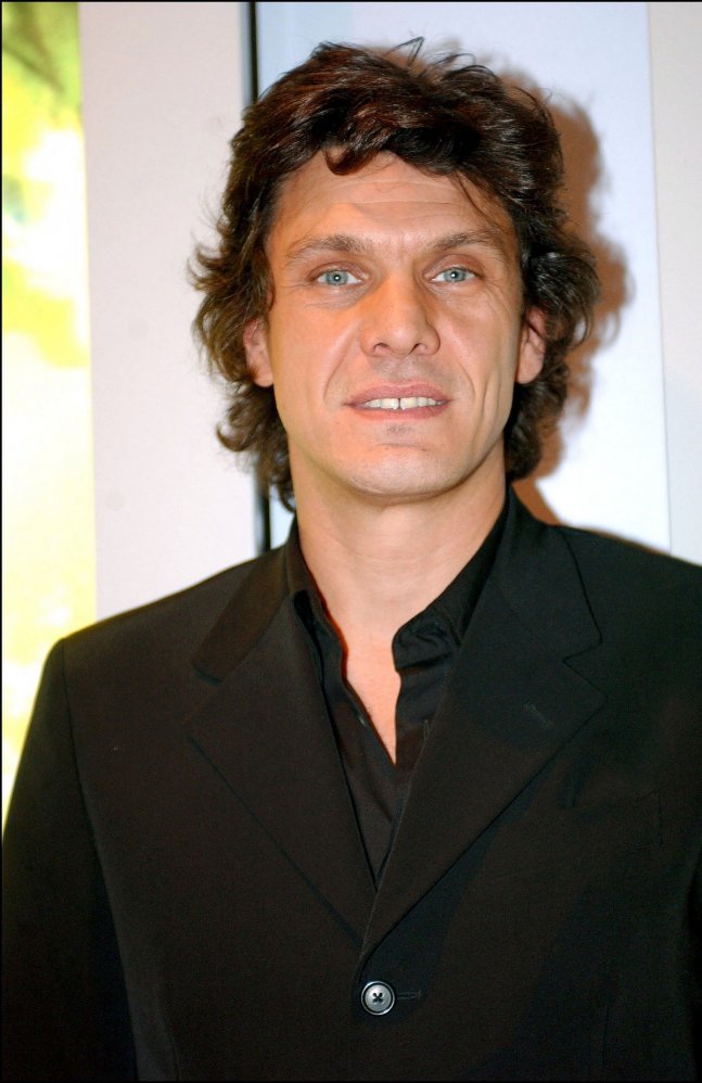 Marc Lavoine en 2003 à l'avant-première du film Le Coeur des hommes