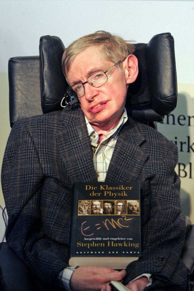 4ème : Stephen Hawking (160 de QI)