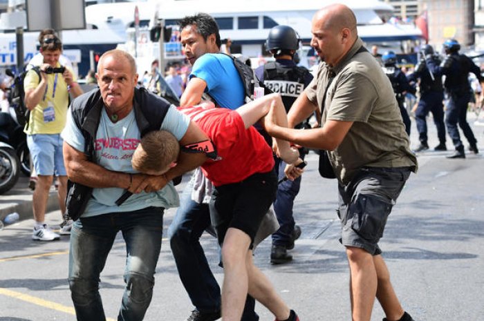Les affrontements entre hooligans au début de l'Euro