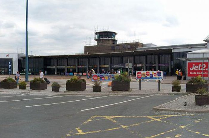10 - Aéroport international de Leeds-Bradford (Angleterre)