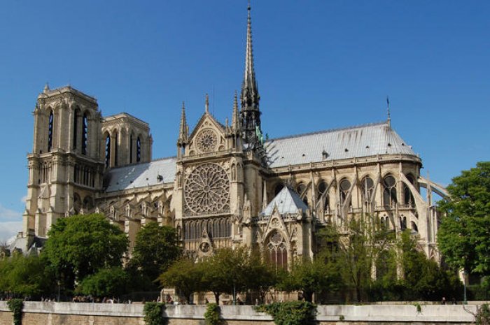 1. Notre-Dame de Paris