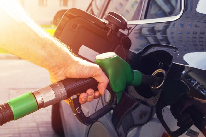 Combien coûtait l’essence, il y a 20 ans ?