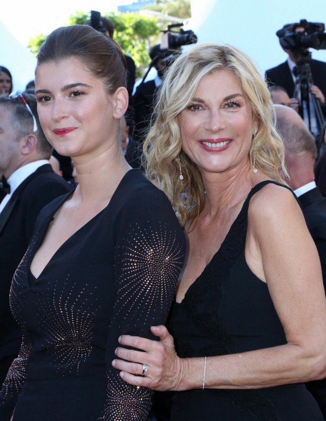 Michèle Laroque et sa fille au Festival de Cannes
