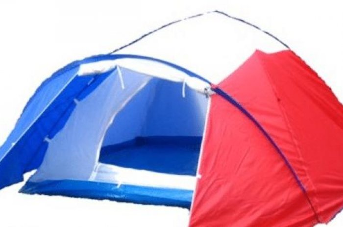 La tente 4 personnes aux couleurs de la France à 40 euros