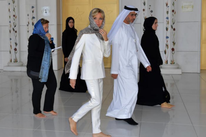 Brigitte Macron à la grande mosquée d'Abu Dhabi