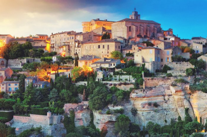 La Provence-Alpes-Côte d'Azur : entre 1 à 4 cas confirmés dans la région au 20 janvier