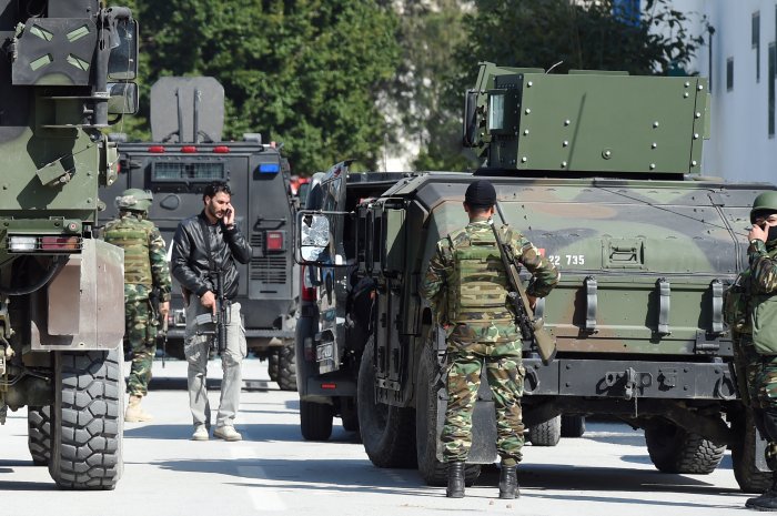Les forces de l'ordre tunisiennes sont intervenues dans l'après-midi