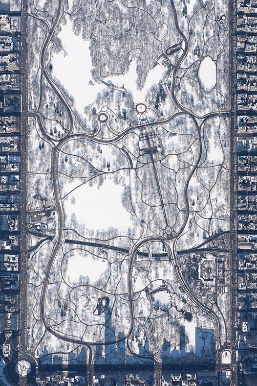 Catégorie Architecture : "Central Park sous la neige vu à 3 000 mètres d'altitude"