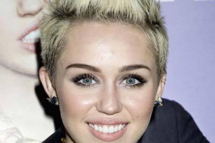 Miley Cyrus en blonde