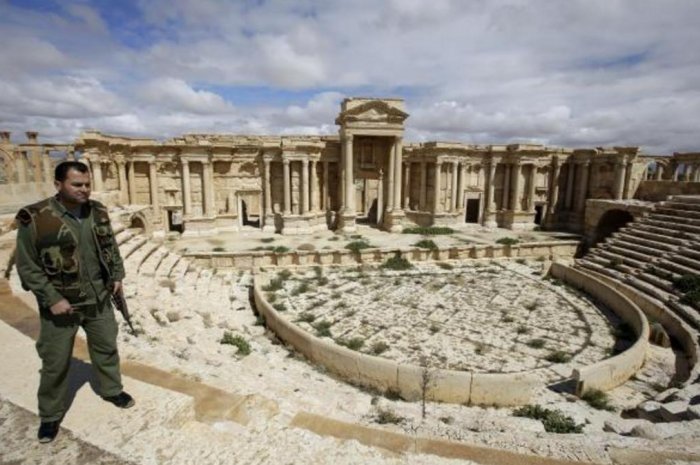 4 mars : Palmyre, cité martyre de Daesh