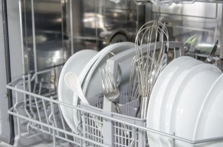 Pourquoi devriez-vous mettre une boule d-aluminium dans votre lave-vaisselle