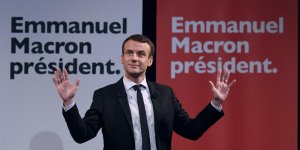 Emmanuel Macron dans le vestiaire des Bleus : que s’est-il passé ? 