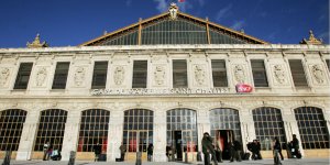 Attaque terroriste à Marseille : deux jeunes femmes tuées à la gare Saint-Charles 