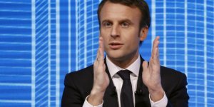 Fonctionnaires, ISF, 35 heures… Que prévoit le programme économique de Macron ? 