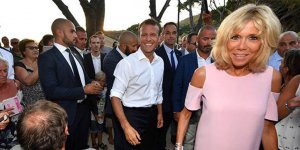 VIDEO Emmanuel Macron : sa nouvelle fantaisie plaît beaucoup à Brigitte