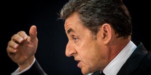 Mariage pour tous : Sarkozy critiqué à gauche et à droite