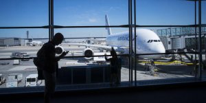 Catastrophe de Gênes : les aéroports parisiens risquent-ils aussi de s’effondrer ?