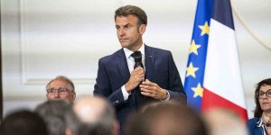 Bilan des 100 jours : Emmanuel Macron a-t-il tenu ses promesses ? 