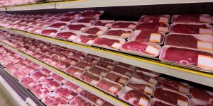 Viande périmée : tous les supermarchés qui ont fait une erreur d’étiquetage