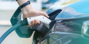 Le rôle des voitures électriques dans la réduction des émissions de carbone