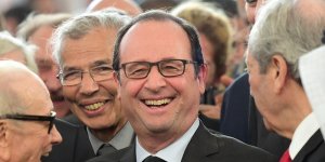 Grand prix de l’humour en politique : les meilleures blagues de François Hollande