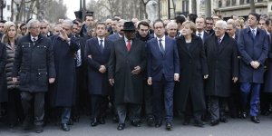 "Sarko l’incruste" : la version des proches de Nicolas Sarkozy