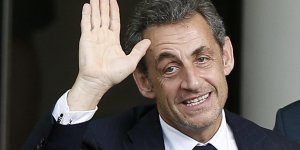Quand Nicolas Sarkozy souhaite "occuper les casse-couilles" de l’UMP