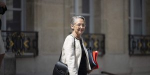 Remaniement : les directives d'Elisabeth Borne à ses ministres pour les vacances