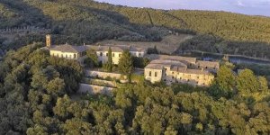 Envie d’acheter un village en Toscane ? C’est possible ! 