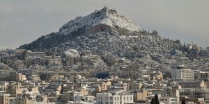 Athènes recouvert de neige : les plus belles photos de ce phénomène exceptionnel
