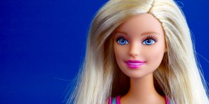 Poupées Barbie rares : quels sont les modèles qui se revendent le plus cher ?