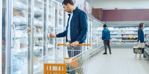 Supermarché : 12 astuces pour mieux choisir vos produits surgelés