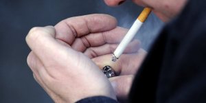 Tabac : combien coûtent les paquets de cigarettes dans les pays voisins ?