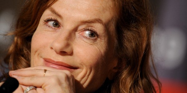 Isabelle Huppert au Festival d'Angoulême : à quoi ressemble-t-elle aujourd'hui ? 