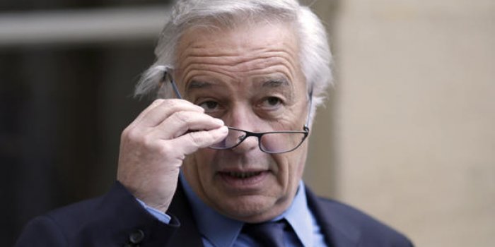 L'astuce de François Rebsamen pour ne plus être appelé "ministre du chômage"