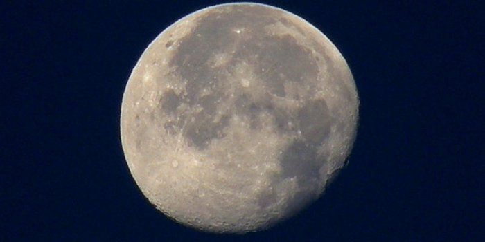 En 1969, les astronautes d'Apollo 10 ont entendu une "musique bizarre" derrière la Lune