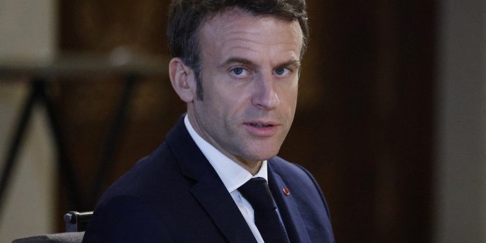 Crise sociale, sanitaire, énergétique... Les défis qui attendent Emmanuel Macron en 2023