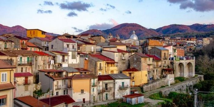 En Italie, un village garanti "sans Covid-19" vous propose de devenir propriétaire pour 1 euro ! 