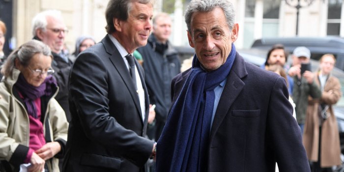 Obs&egrave;ques de Fr&eacute;d&eacute;ric Mitterand : Nicolas Sarkozy, Rachita Dati, PPDA... ces personnalit&eacute;s politiques pr&eacute;sentes &agrave; ses fun&eacute;railles 