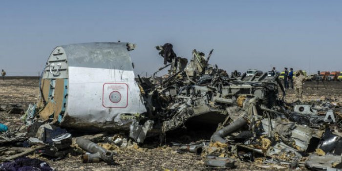 Crash de l'avion russe dans le Sinaï : l'attentat à la bombe fortement privilégié 