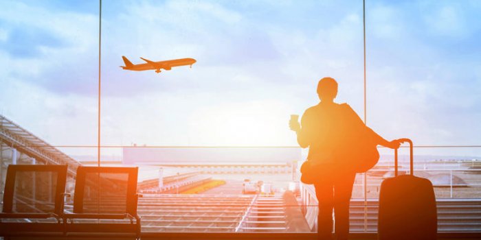 Voyages : pourquoi vous feriez bien de réserver vos billets d'avions maintenant !
