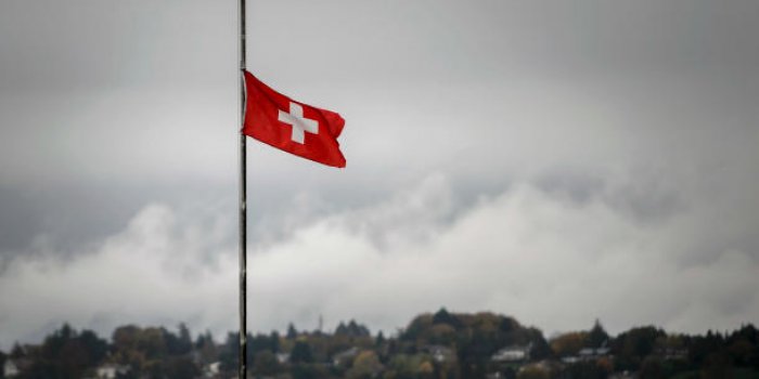 Les fiscs suisses et français partent à la chasse aux fraudeurs suisses