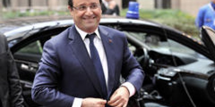 Polémique : François Hollande est allé voter à Tulle en Falcon 