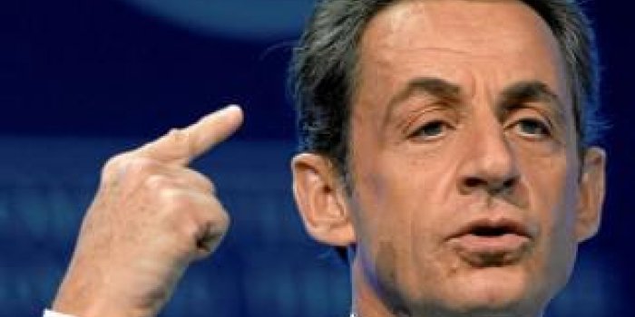 Nouveau off de Sarkozy : "Hollande a tiré toutes ses cartouches"