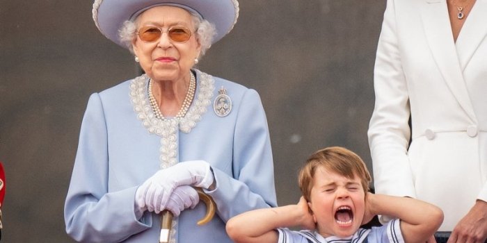 Le prince Louis vole la vedette &agrave; la reine Elizabeth II : voici les meilleures blagues