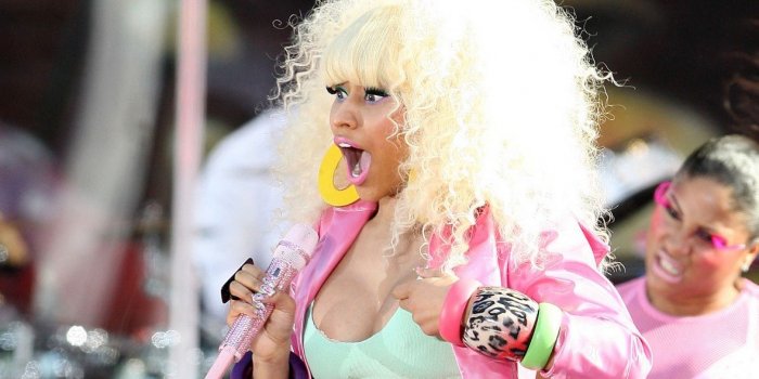 PHOTOS. Nicki Minaj : ce jour o&ugrave; la star a d&eacute;voil&eacute; un sein par accident 