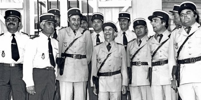 Le Gendarme de Saint-Tropez : les acteurs portent-ils les vrais uniformes de la gendarmerie nationale ?
