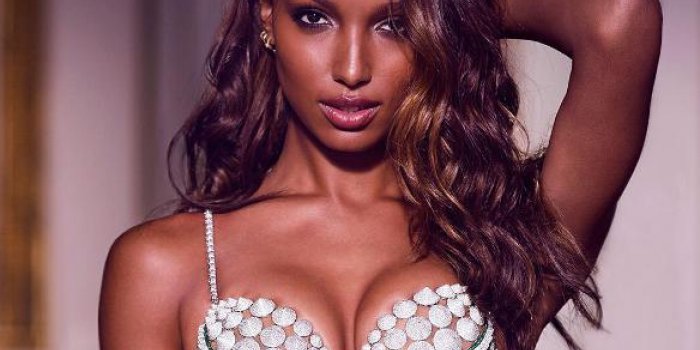 Victoria's Secret : d&eacute;couvrez Jasmine Tookes, le mannequin qui portera le soutien-gorge &agrave; 3 millions de dollars &agrave; Paris !