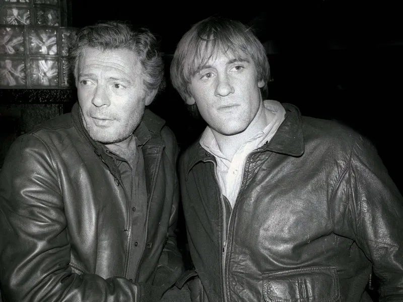 marcello mastroianni and gérard depardieu on 1978 photo by adam scull photolink everett collection  abacapresscom <motcle99> marcello file archives file picture press photographer journalist media < motcle99>