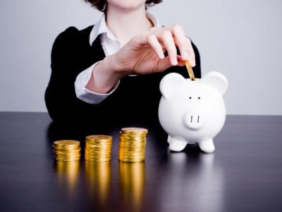 Epargne : combien économiser avec un salaire ou une retraite de 2000 euros ?